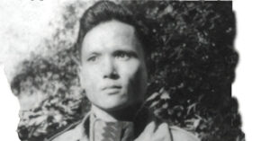 Read more about the article Vị tướng nào từng đốt cả tập bản kiểm điểm của cấp dưới?