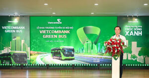 Read more about the article Vietcombank vận hành tuyến xe buýt điện nội bộ, lan tỏa lối sống xanh bền vững
