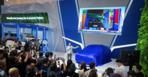 Read more about the article VinFast thắng lớn tại IIMS Surabaya 2025