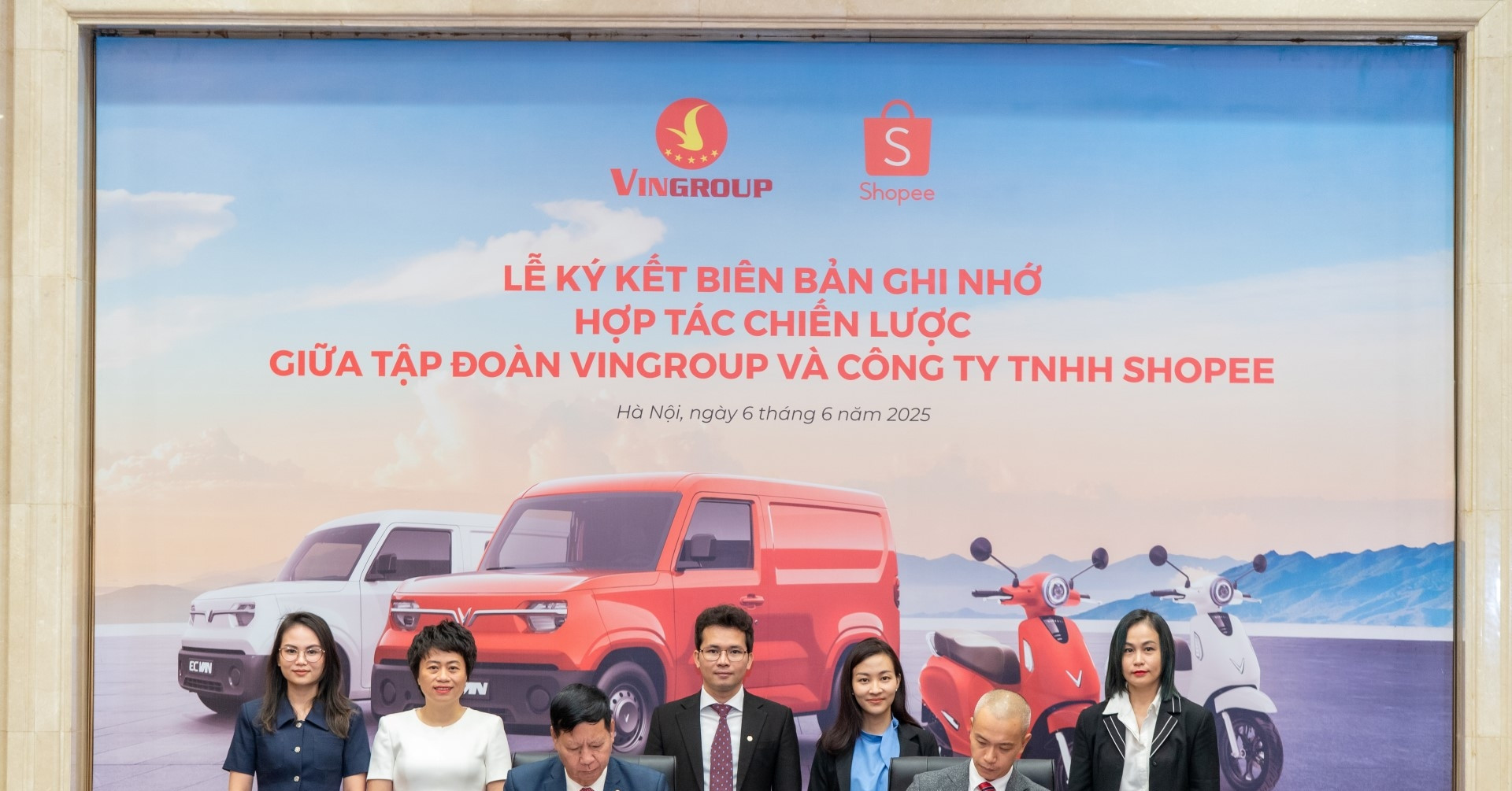 You are currently viewing Vingroup và Shopee hợp tác phát triển hạ tầng dịch vụ thương mại điện tử 