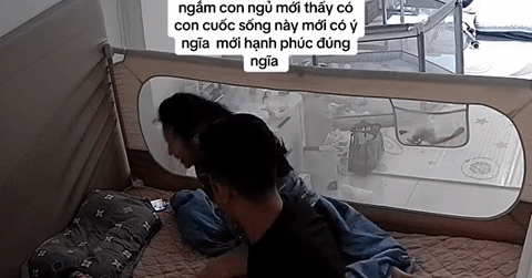 You are currently viewing Vợ chồng ở Quảng Ninh hiếm muộn 12 năm và khoảnh khắc ngắm con ngủ gây sốt
