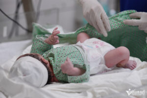 Read more about the article Các cặp vợ chồng được tự quyết số lượng con và thời gian sinh từ 3/6