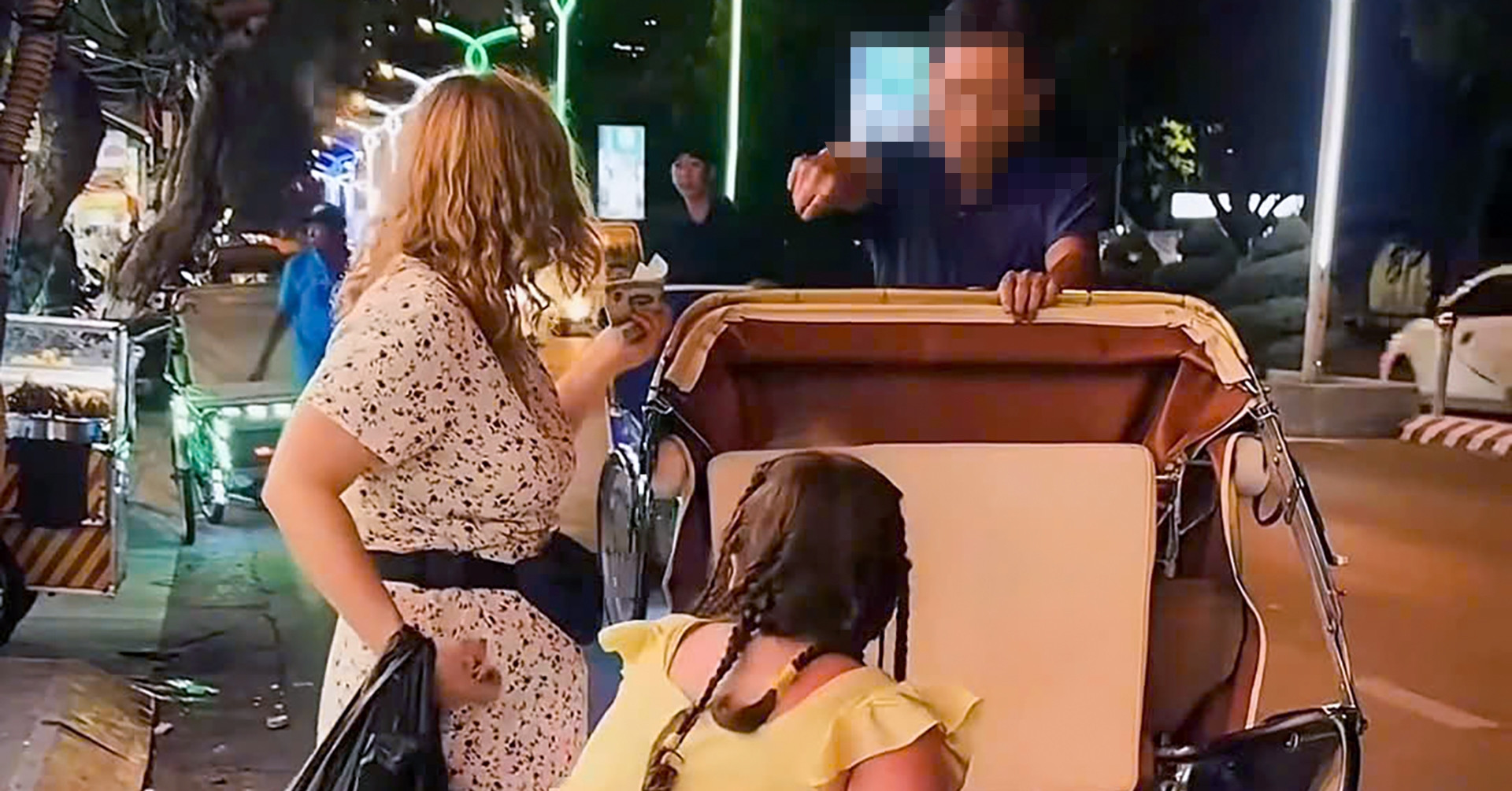 You are currently viewing Xác minh người chạy xích lô cư xử thiếu văn hóa với mẹ con du khách nước ngoài