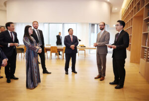 Read more about the article Thủ tướng thăm di sản của nhà soạn nhạc Estonia nổi tiếng thế giới